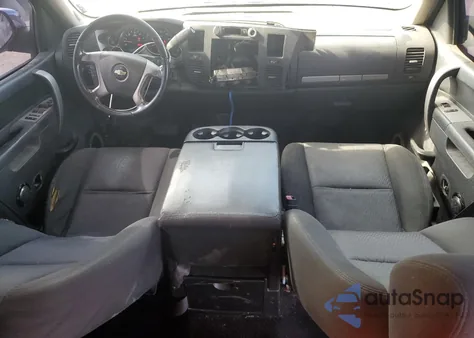 2011 Chevrolet Silverado C1500 Lt z USA, uszkodzony, nr VIN 3GCPCSEA8BG136054